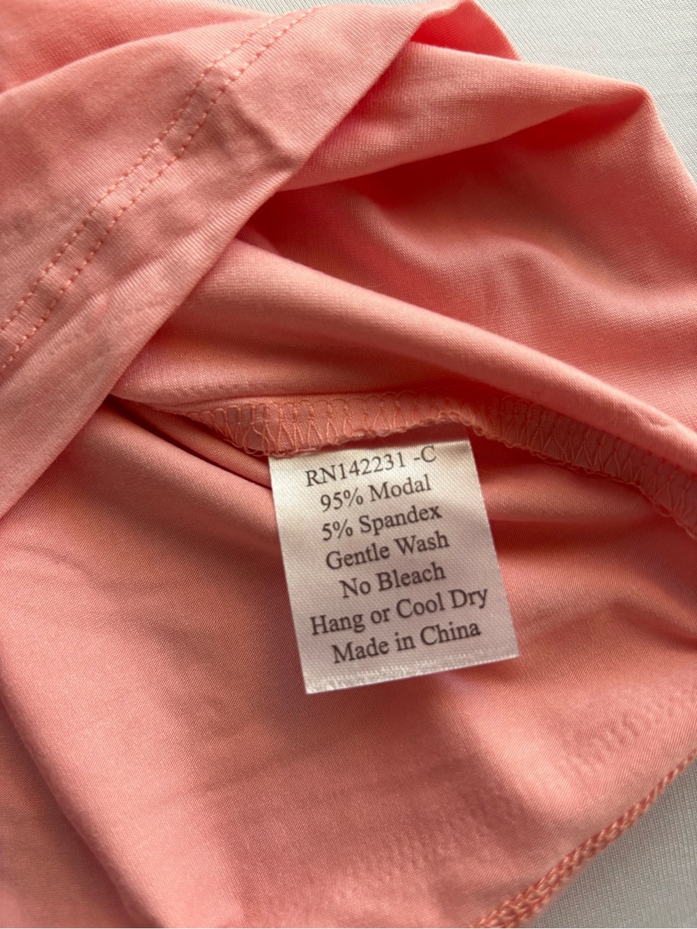 Rip Skirt Hawaii Everyday Short Sleeve T-Shirt Peony Size L NWT - Picture 7 of 9